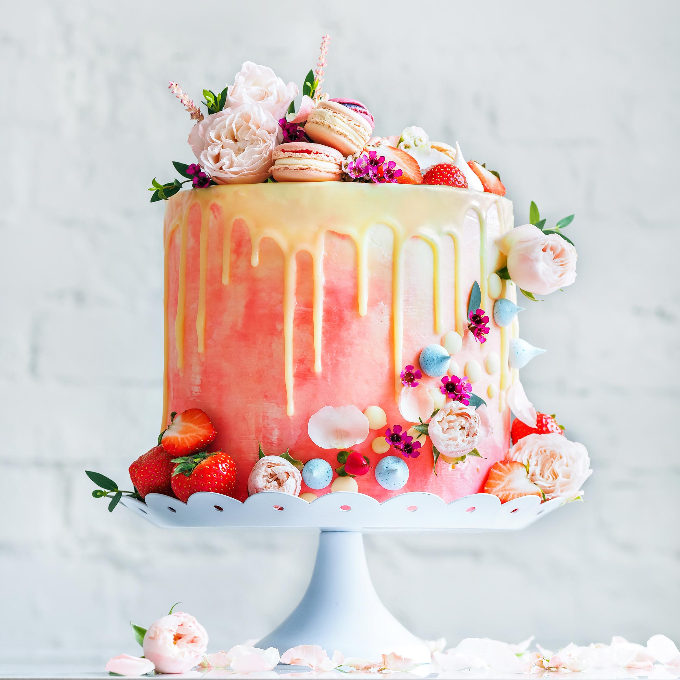 Decorate Cake With Macarons Oh Decor Curtain Decorate Cake With Macarons Oh Decor Curtain